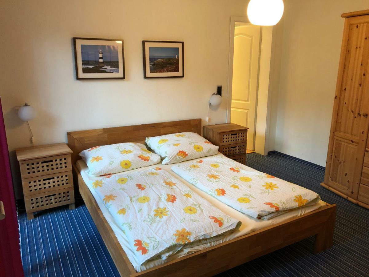 Waldhaus Sellin Apartment Ngoại thất bức ảnh